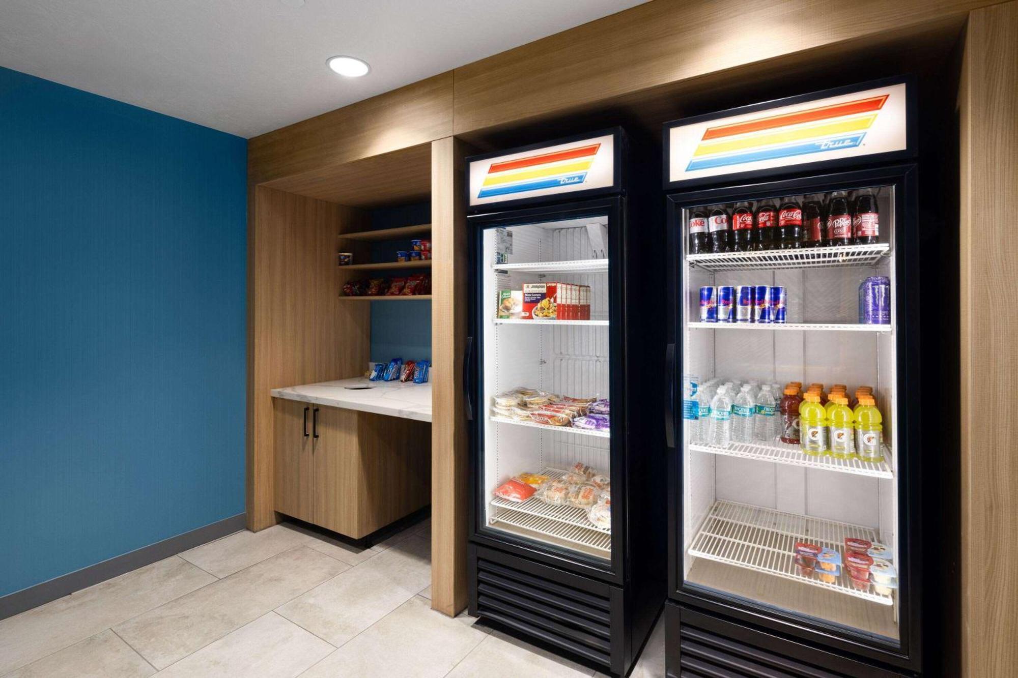 Hawthorn Extended Stay By Wyndham Kingman Bagian luar foto