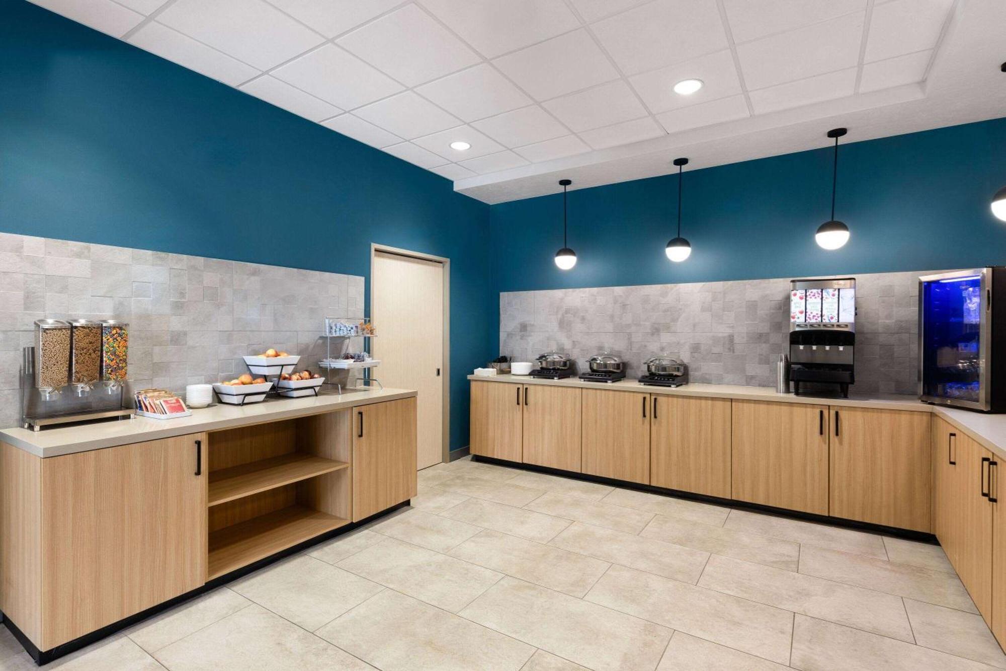 Hawthorn Extended Stay By Wyndham Kingman Bagian luar foto